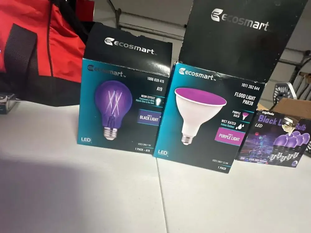 EcoSmart LED Black Light and Purple Flood Light Bulb Bundle with UV LED Bars